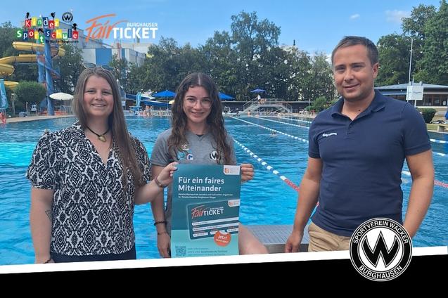 die Stadt Burghausen unterst&uuml;tzt die Schwimmkurse mit dem Burghauser Fair-Ticket